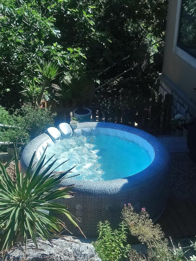 Maison De Charme Avec Piscine Et Jacuzzi Dans Cadre Exceptionnel Proche Marseille Ле-Пенн-Мирабо Экстерьер фото
